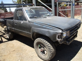 1988 TOYOTA TRUCK DLX BLACK STD 3.0L MT 4WD Z16364